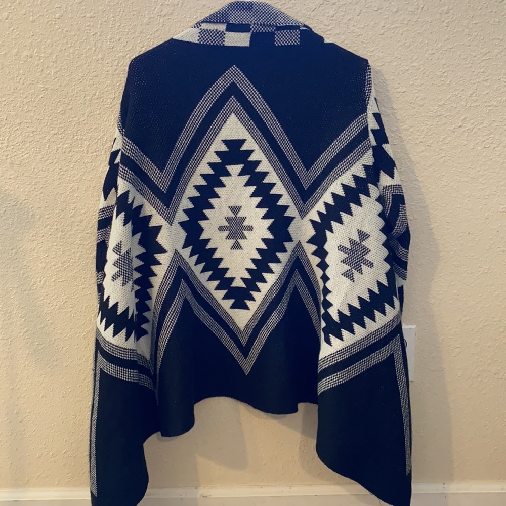 Knit Cardigan Geometric design - Picture 4 of 7